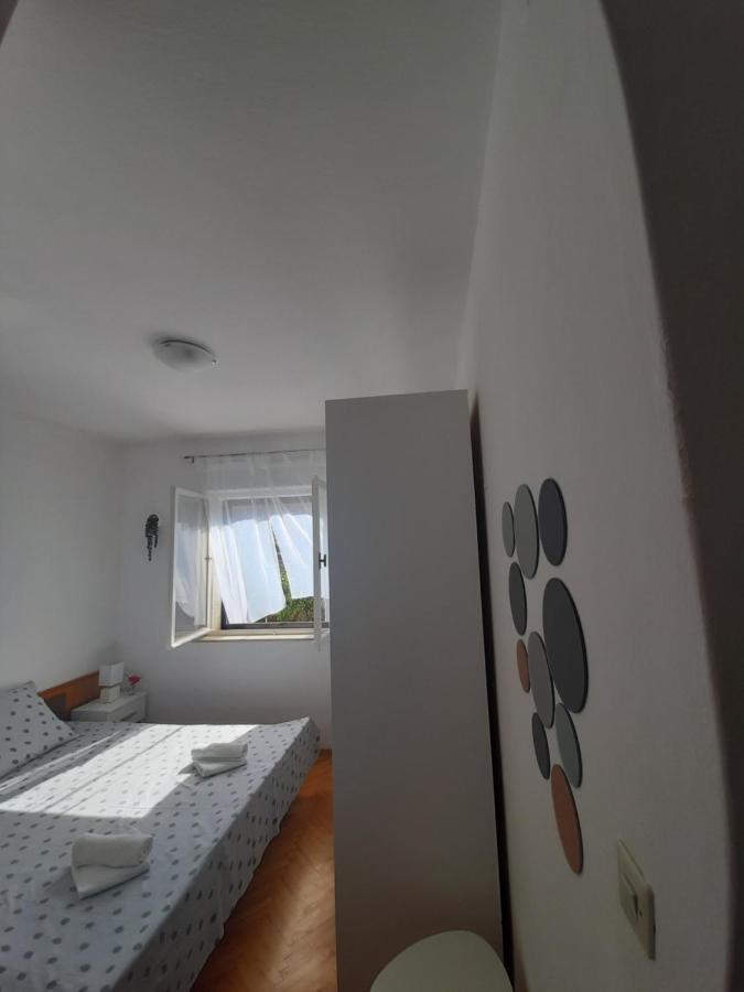 Giovanna - Spacious Lovely Apartment Supetar Dış mekan fotoğraf