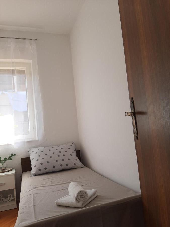 Giovanna - Spacious Lovely Apartment Supetar Dış mekan fotoğraf