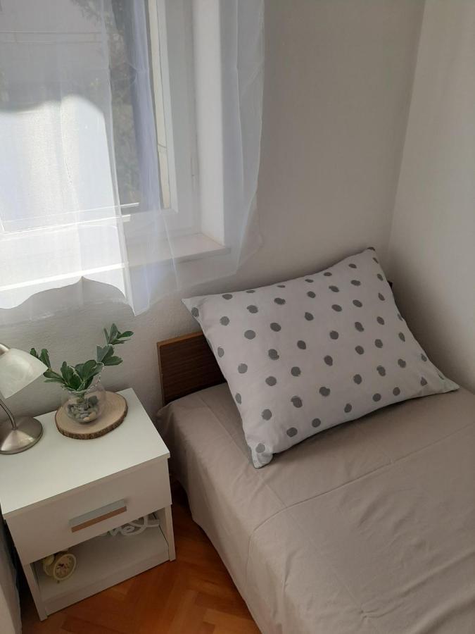 Giovanna - Spacious Lovely Apartment Supetar Dış mekan fotoğraf