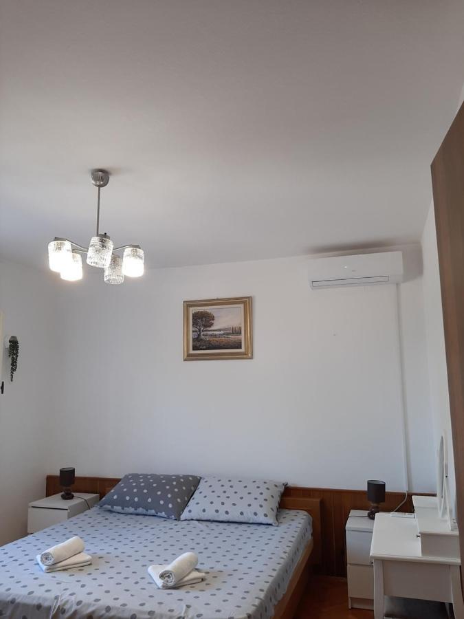 Giovanna - Spacious Lovely Apartment Supetar Dış mekan fotoğraf